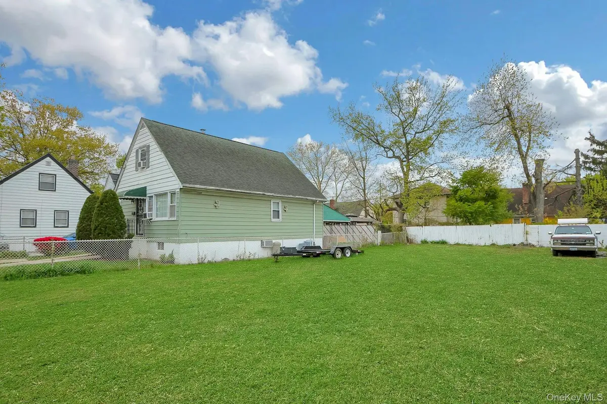 511 Beach Avenue, Bronx, NY 10473 - #1