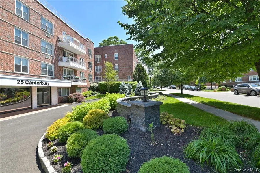 25 Canterbury Road #3-L, Great Neck, NY 11021 - #2