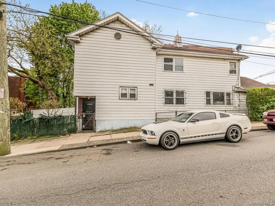 20 Saint Josephs Avenue, Yonkers, NY 10703 - #3