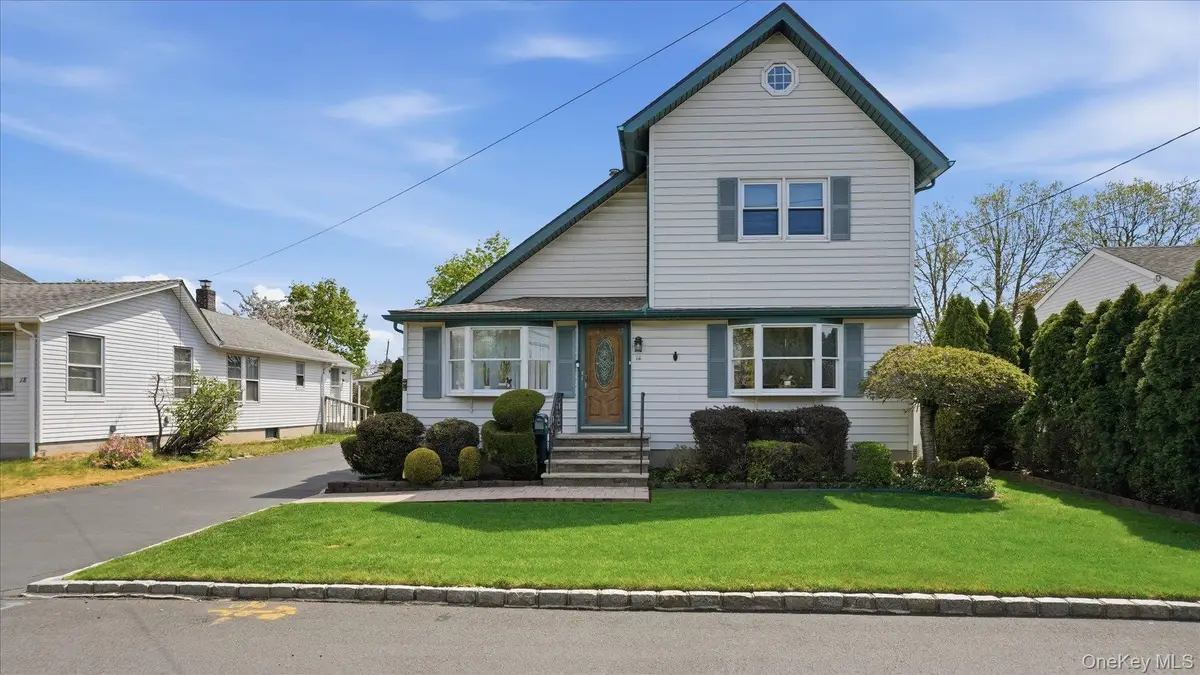 14 Mccord Place, Bethpage, NY 11714 - #1