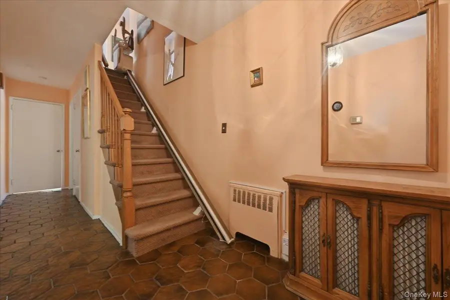 218-37 Grand Central Parkway, Queens Village, NY 11427 - #3