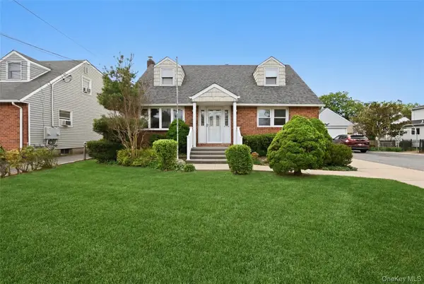 59 Central Avenue, Westbury, NY 11590