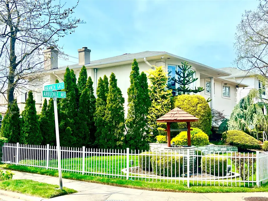 728 Arbuckle Avenue, Woodmere, NY 11598 - #2
