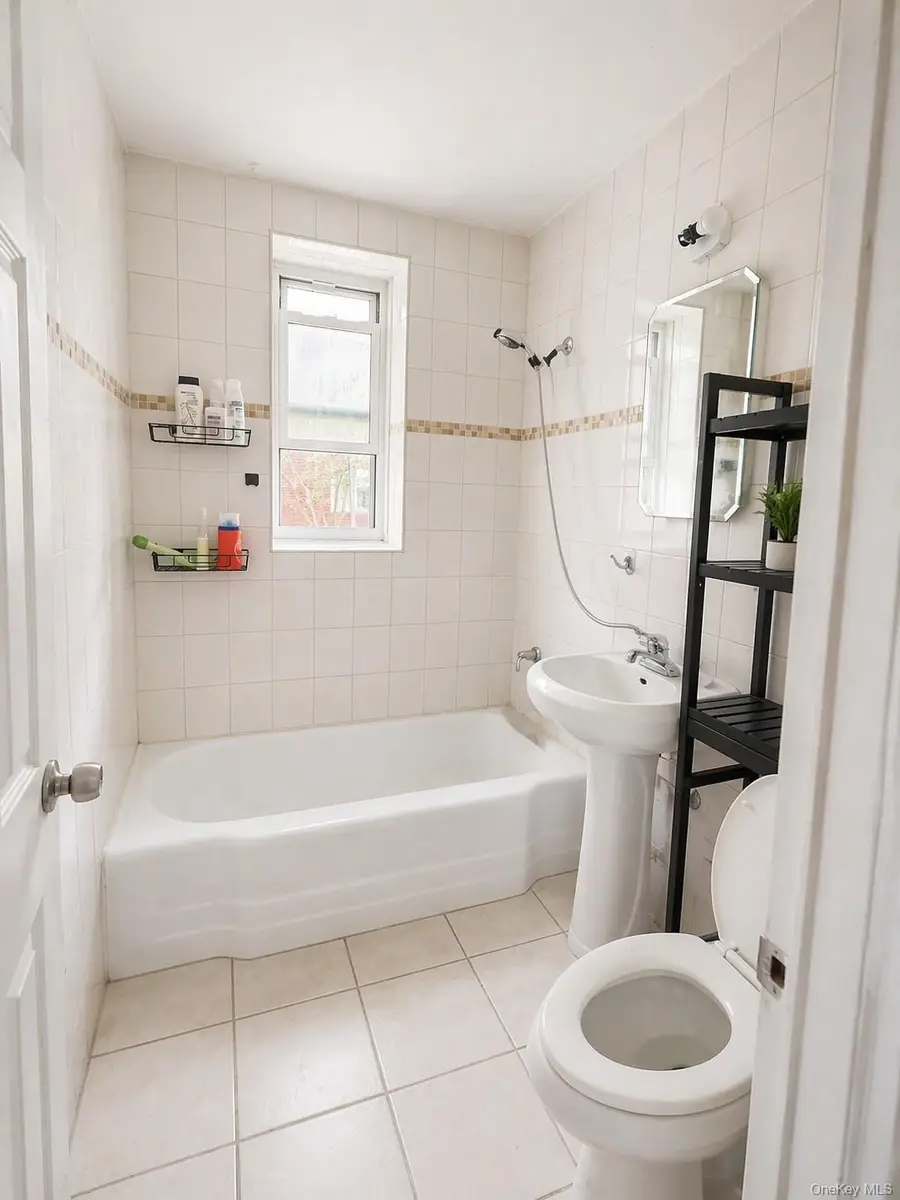 480 Riverdale Avenue #1B, Yonkers, NY 10705 - #3