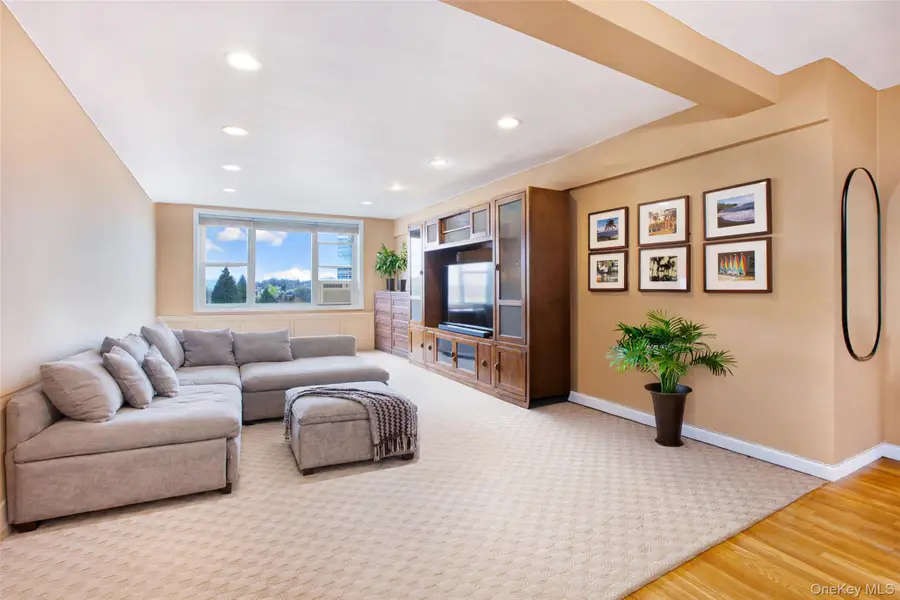 1865 211th Street #6E, Bayside, NY 11360 - #3