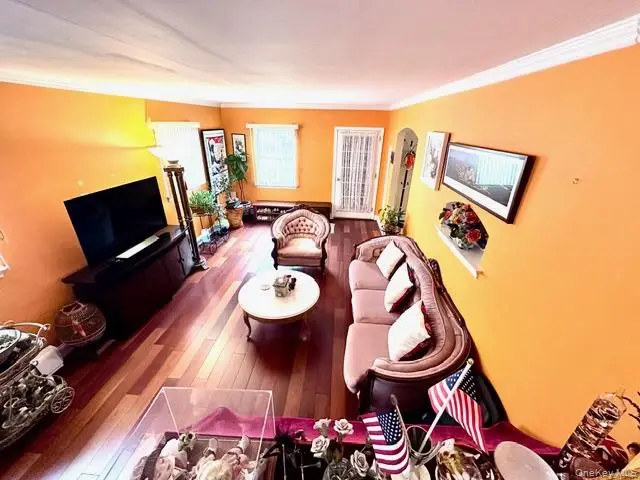 75-19 188th Street, Fresh Meadows, NY 11366 - #3