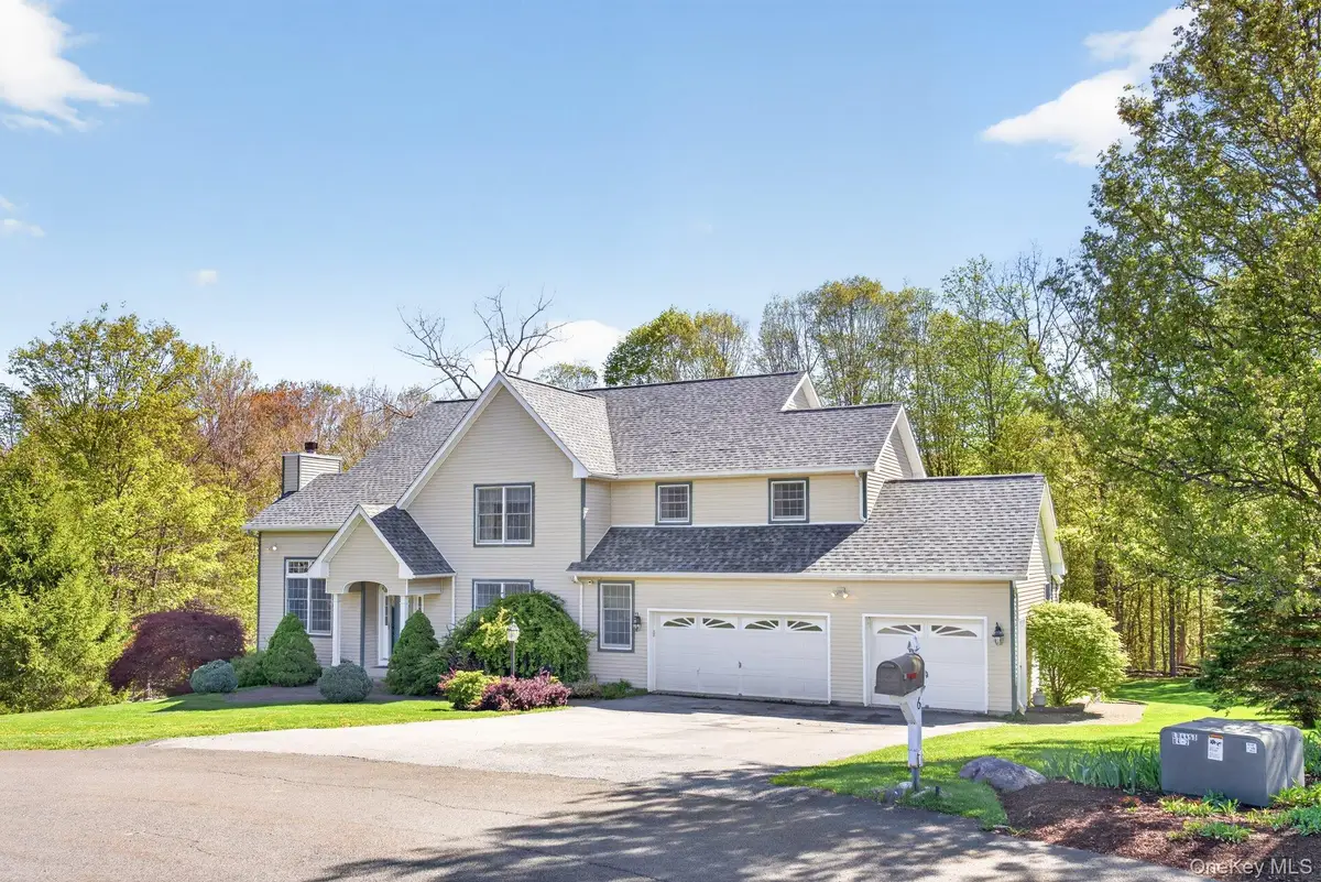 6 Martingale Way, Pawling, NY 12564 - #1