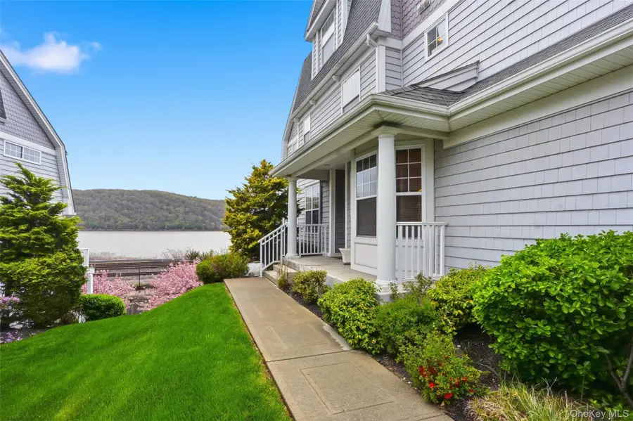 136 Hudson Pointe Drive, Poughkeepsie, NY 12601 - #2