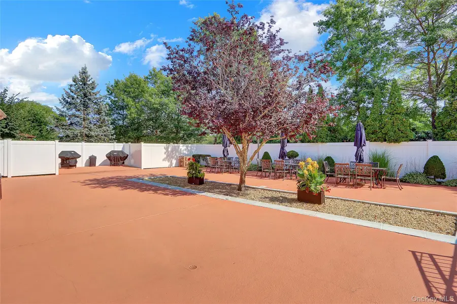 84 Cardinal Lane #1B, Islip, NY 11751 - #3