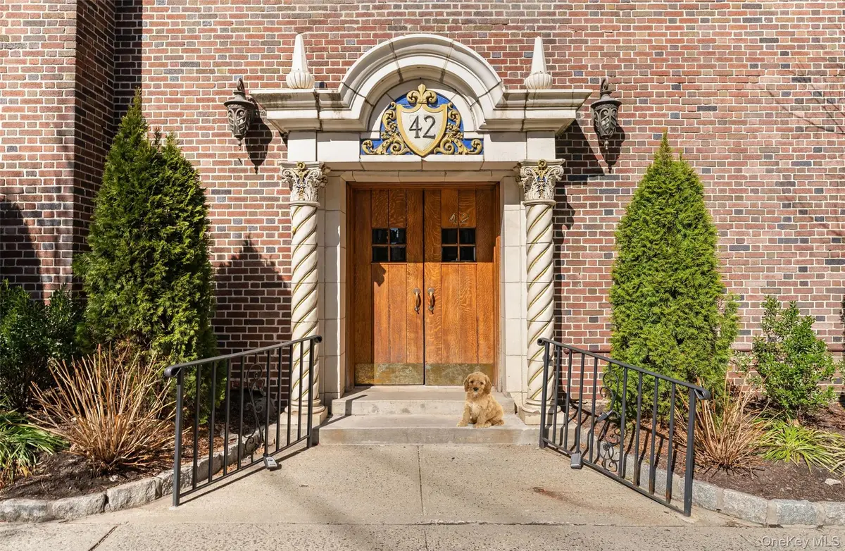 42 Pondfield W #6D, Bronxville, NY 10708 - #1