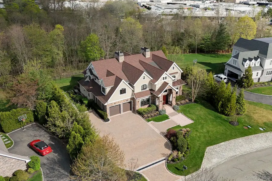 11 Buckingham Court, Muttontown, NY 11791 - #2