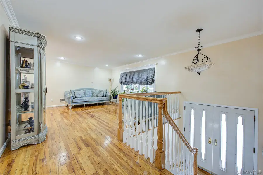 55 Duncan Drive W, Westbury, NY 11590 - #2