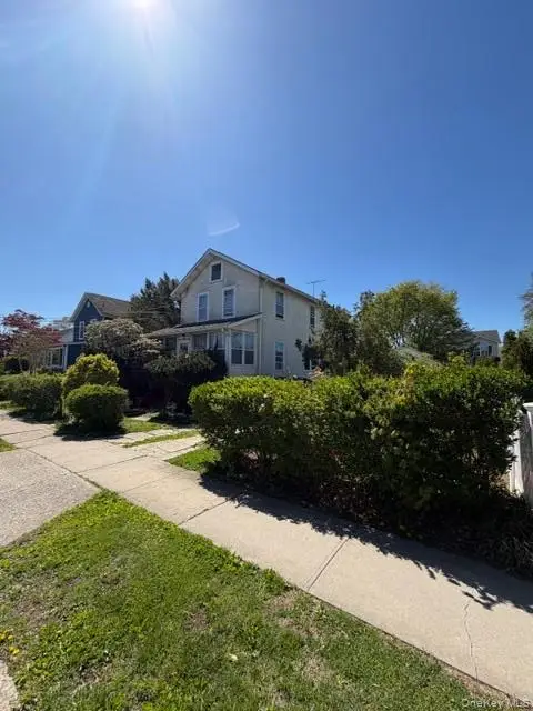 530 Maple Street, West Hempstead, NY 11552 - #2