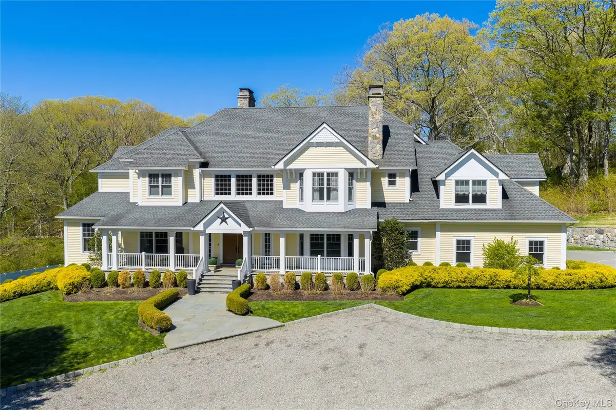 84 Twin Lakes Drive, Bedford, NY 10506 - #1