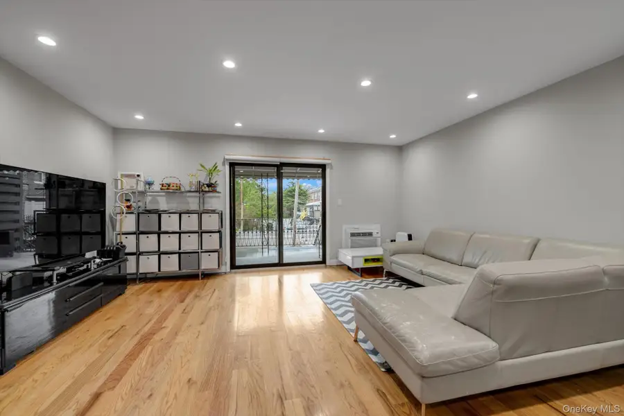 6111 69th Street, Middle Village, NY 11379 - #2