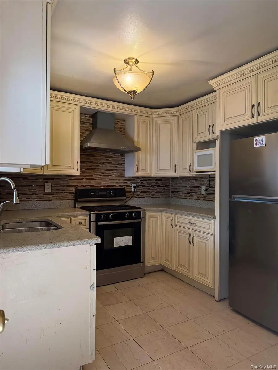 67-04 215th Street, Oakland Gardens, NY 11364 - #3