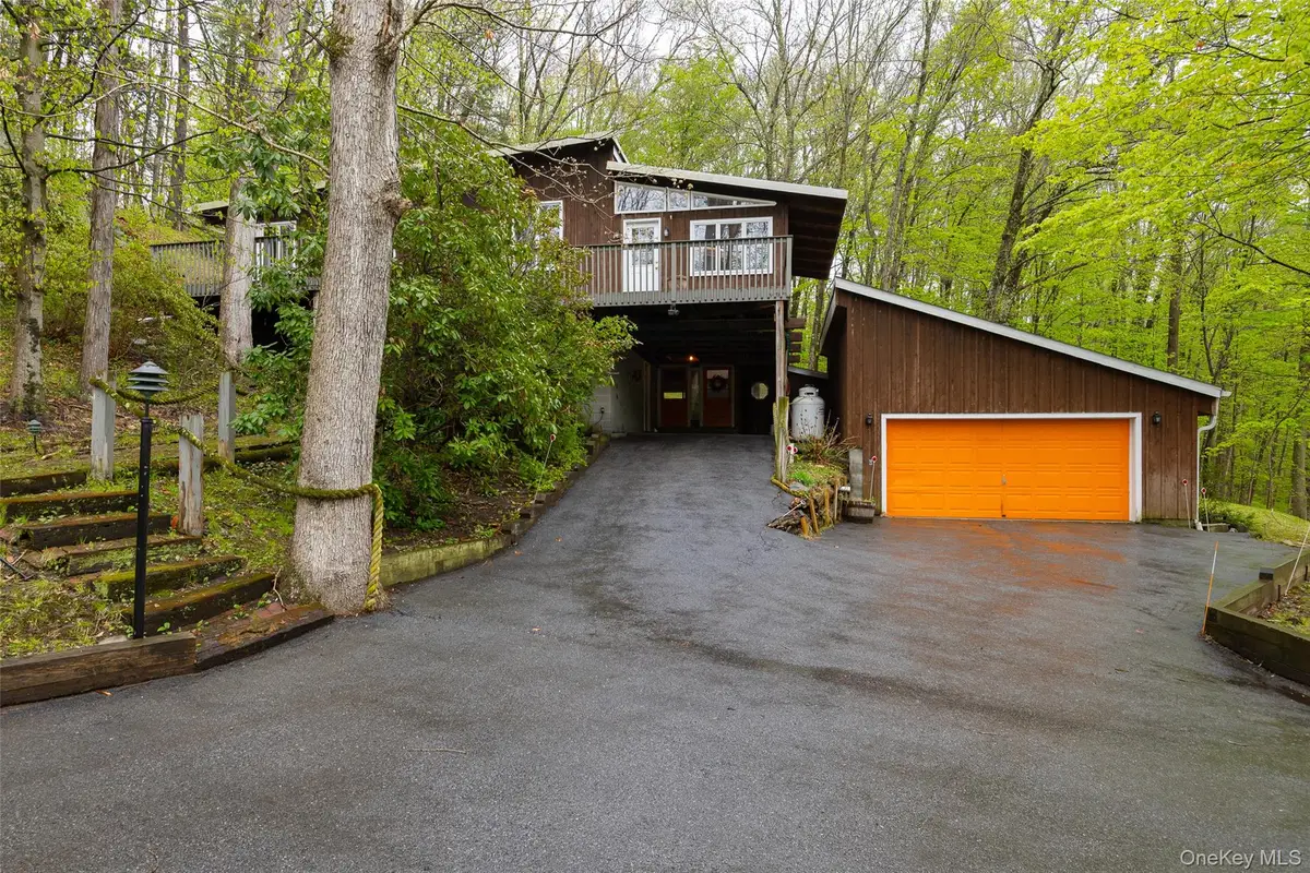 112 Old Sylvan Lake Road, Hopewell Junction, NY 12533 - #1