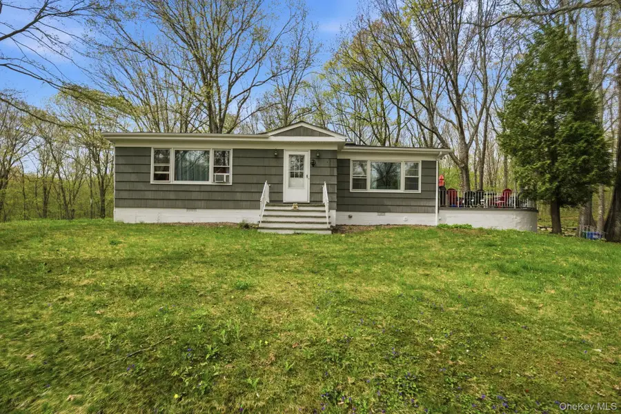 54-58 De Liso Ln De Liso, Mahopac, NY 10541 - #2