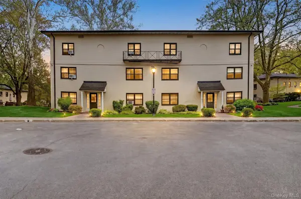 2 Field End Lane #2L, Eastchester, NY 10709