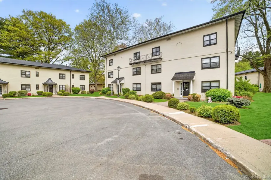 2 Field End Lane #2L, Eastchester, NY 10709 - #2