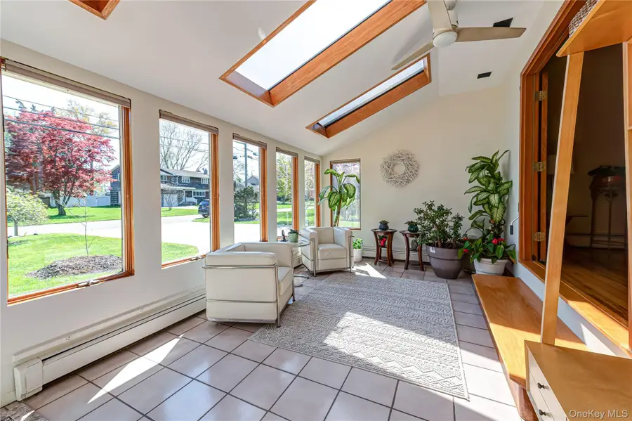 23 Clearbrook Drive, Smithtown, NY 11787 - #3