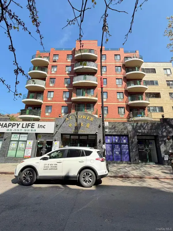 142-21 37 Avenue #5B, Flushing, NY 11354