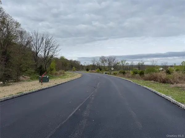 25 Arrowhead Lane, Westtown, NY 10998