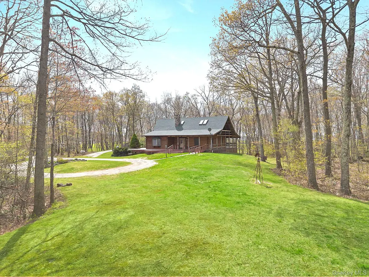 117 S Quaker Hill Road, Pawling, NY 12564 - #1