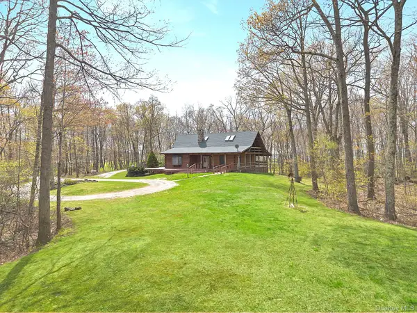 117 S Quaker Hill Road, Pawling, NY 12564