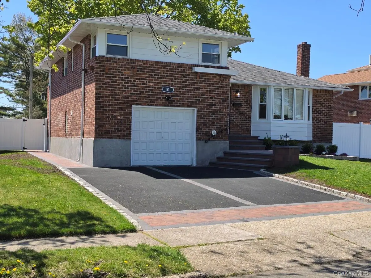 51 Stephen Street, Levittown, NY 11756 - #1