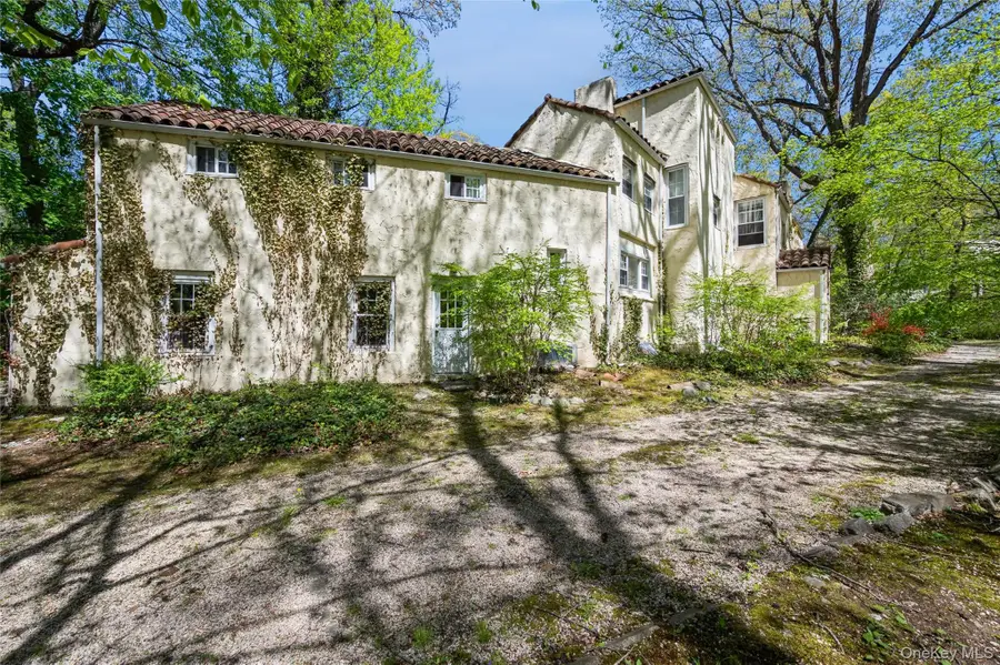 67 The Serpentine, Roslyn Estates, NY 11576 - #3