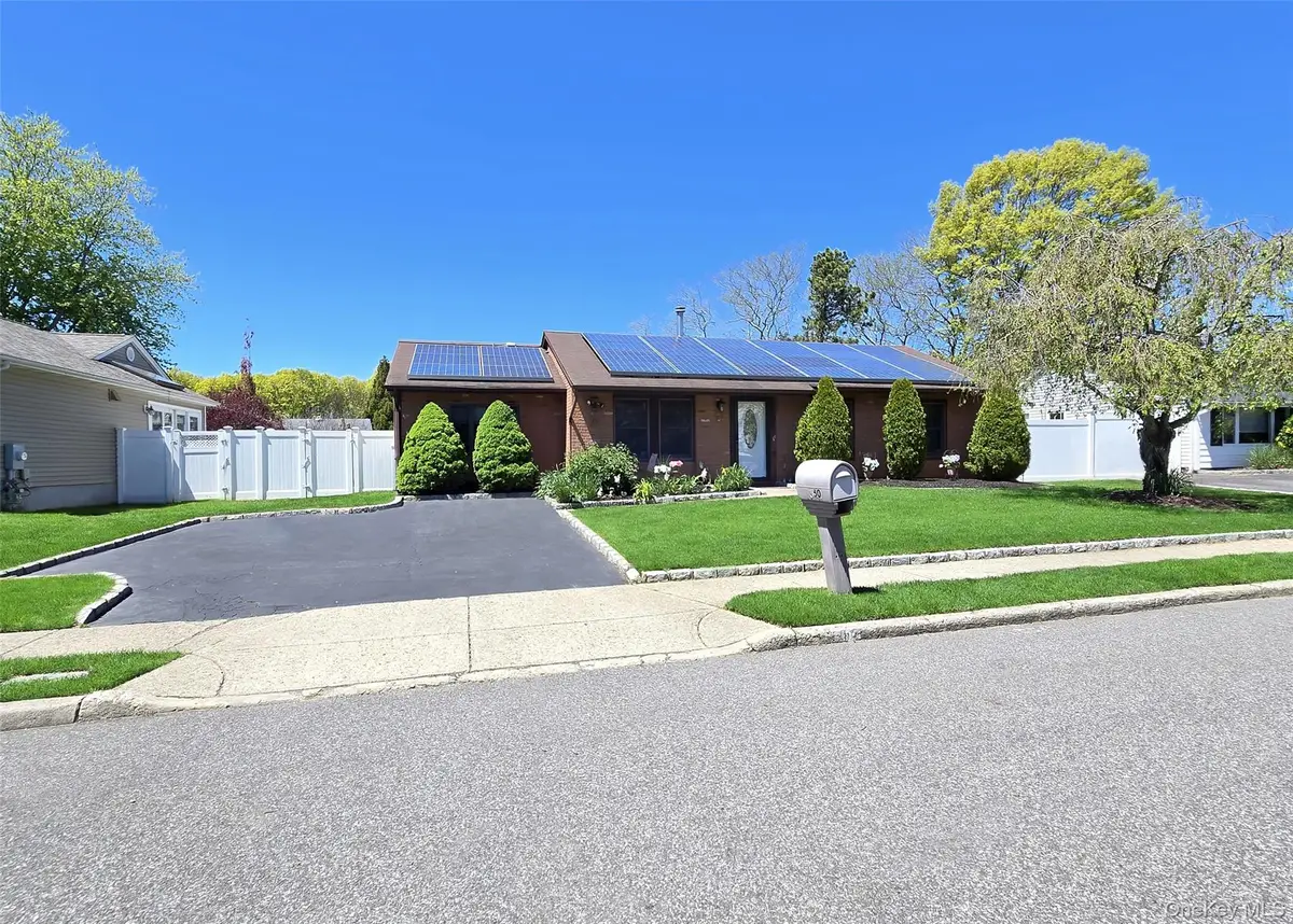150 Glenmere Way, Holbrook, NY 11741 - #1