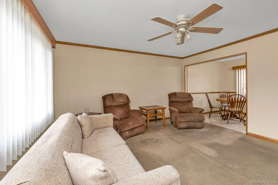 57 Cedar Street, Hicksville, NY 11801 - #3