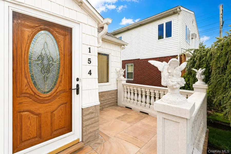 154 Scherer Boulevard, Franklin Square, NY 11010 - #3