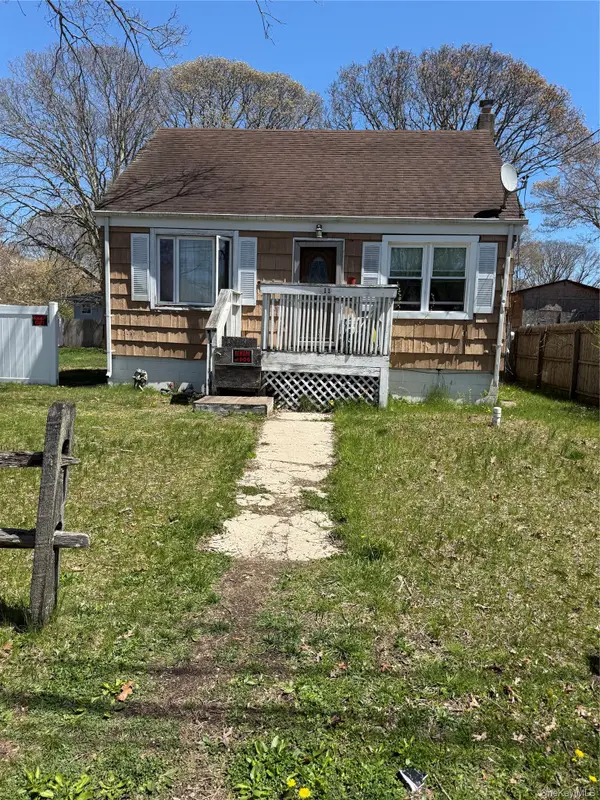 11 George Drive, Mastic, NY 11950