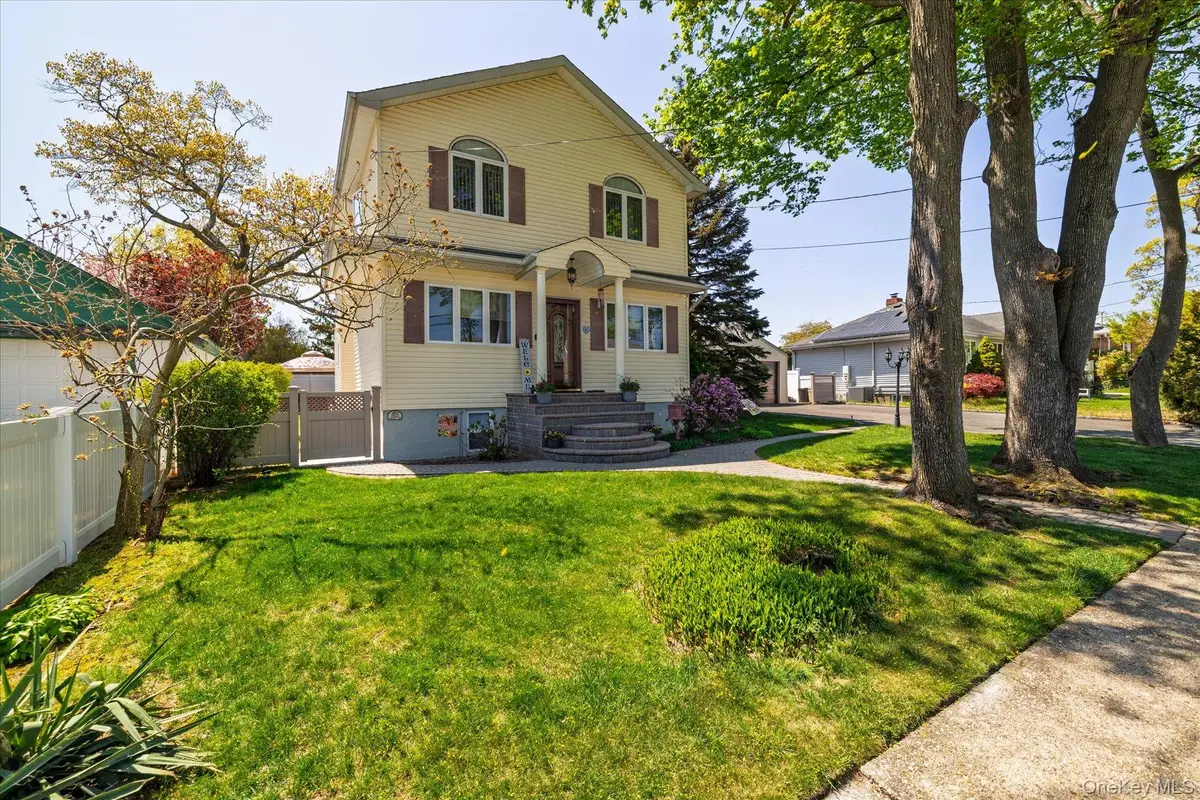 2522 5th Street, East Meadow, NY 11554 - #1