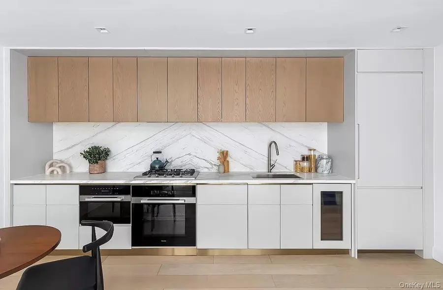 208 Delancey Street #1B, Manhattan, NY 10002 - #3