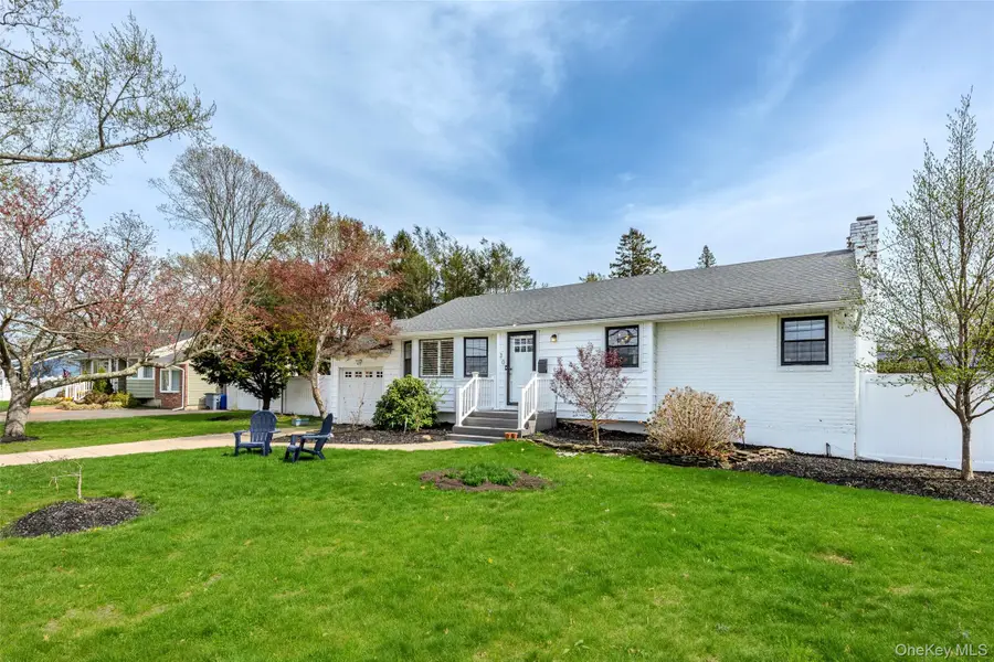 30 Clay Pitts Road, Greenlawn, NY 11740 - #3