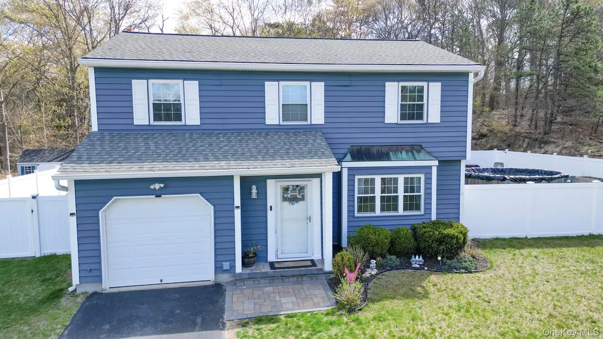45 Roosevelt Avenue, Selden, NY 11784 - #1