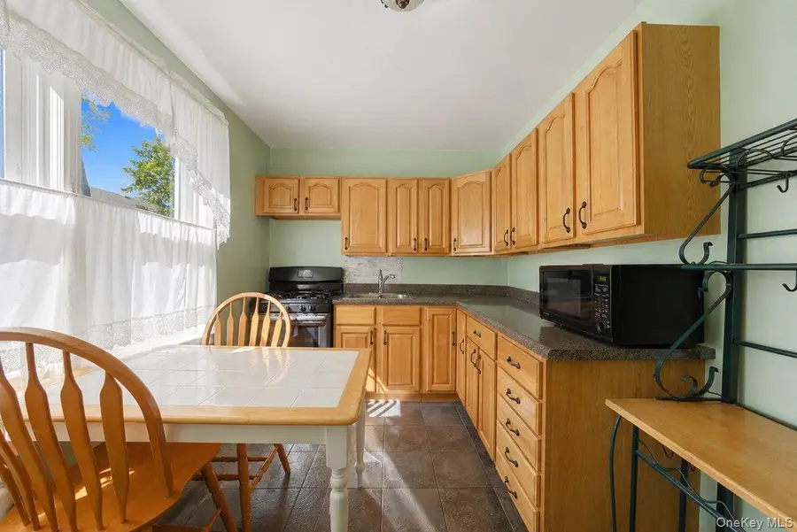 107 Hilltop Acres #107, Yonkers, NY 10704 - #3