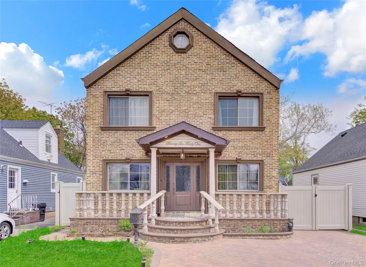 7631 264th Street, Glen Oaks, NY 11004 - #1