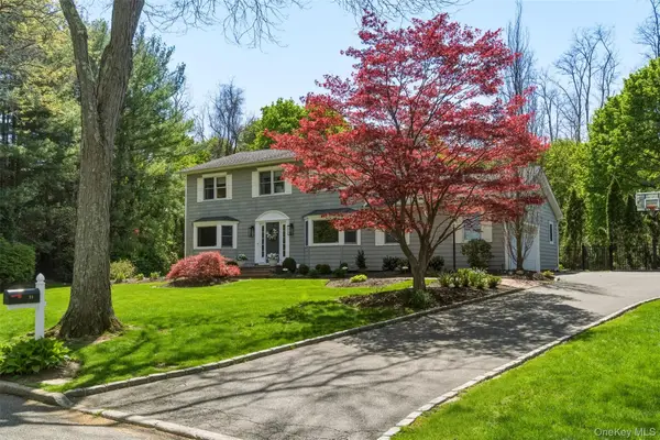 25 Makanna Drive, Huntington, NY 11743