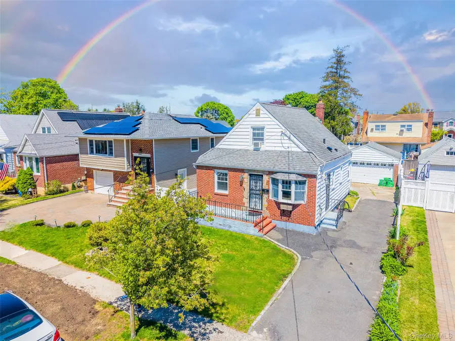 545 7th Avenue, New Hyde Park, NY 11040 - #2