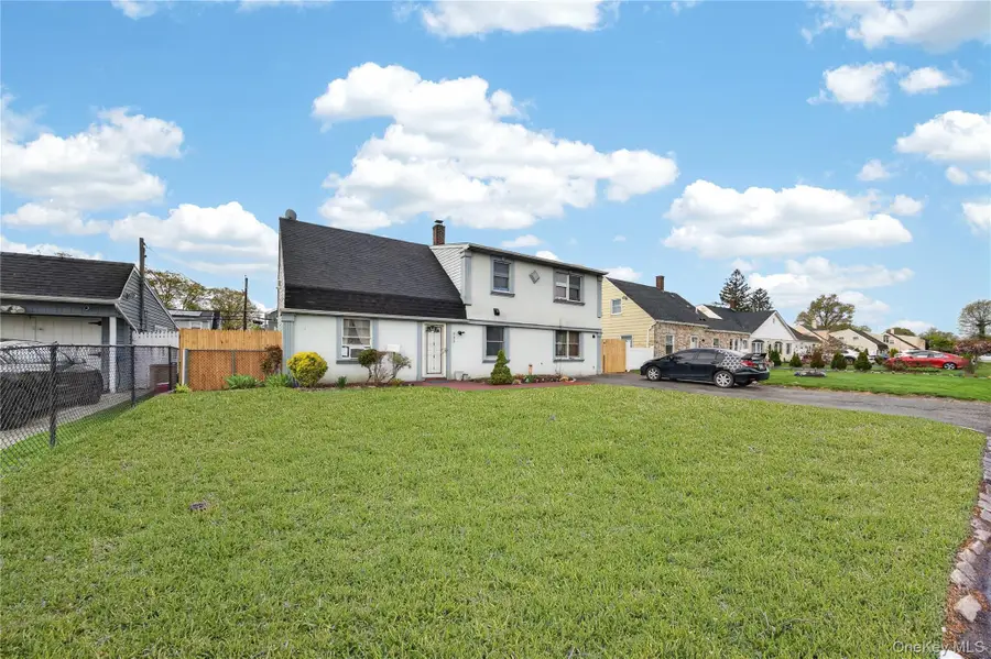 682 Lowell Street, Westbury, NY 11590 - #2