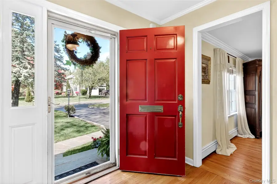 34 Longridge Road, Manhasset, NY 11030 - #2