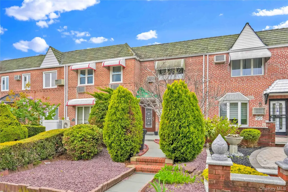 6154 77 Place, Middle Village, NY 11379 - #1
