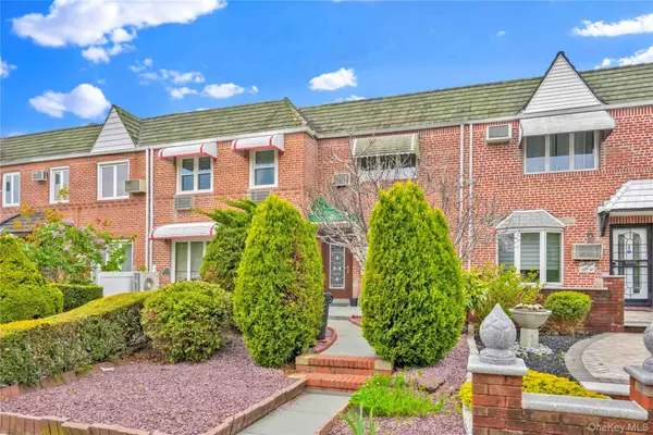 6154 77 Place, Middle Village, NY 11379