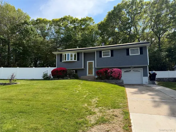 35 Shelton Court, Lake Ronkonkoma, NY 11779