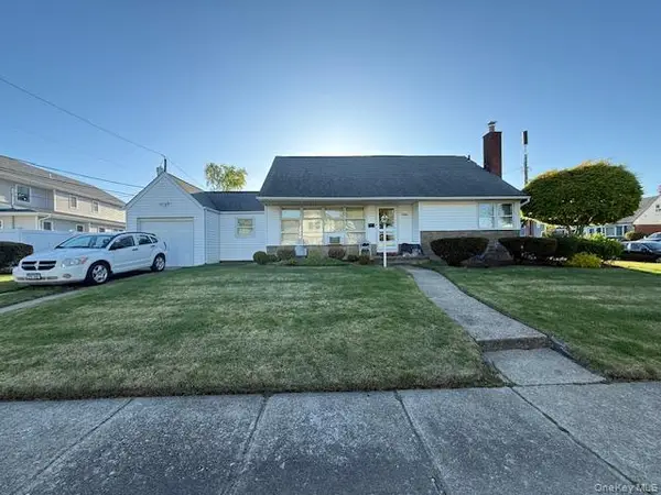 530 Colonade Road, West Hempstead, NY 11552