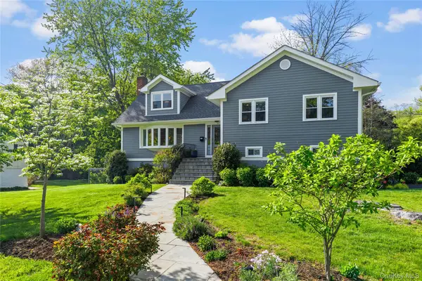 8 Rugby Road, New Rochelle, NY 10804